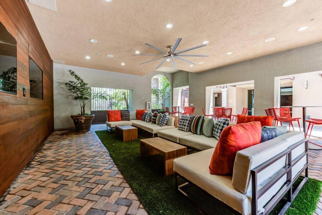 Woodland Hills Luxury Apt 2 Bed Ca Los Angeles Eksteriør bilde