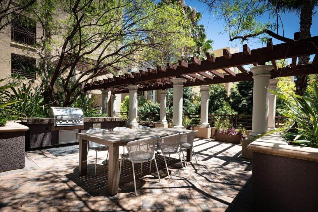 Woodland Hills Luxury Apt 2 Bed Ca Los Angeles Eksteriør bilde